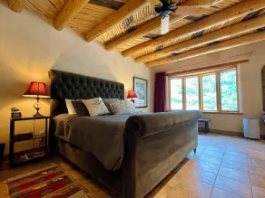 Luxurious & Cozy Modern Adobe Home. Taos at it's finest. Welcome to Dos Alamos! - Image 2