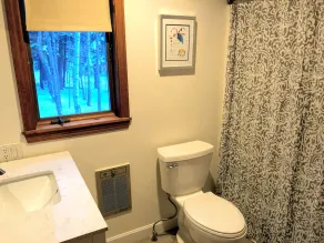 Updated Private Mountainside Home. 4BR in Bartlett, near Jackson + No. Conway - Image 5