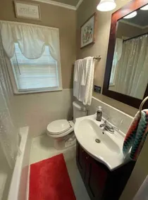 Charming Bungalow-safe area-8 minutes from S Tulsa - Image 3