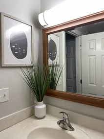 Brand New Condo! Sleeps 6, Full kitchen, Walk to Beach/Town, Pools, Grill, Yard - Image 3