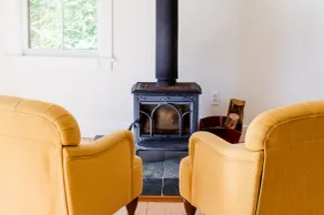 Rose Cottage-Charming, Comfortable, Ocean Breezes - Image 2