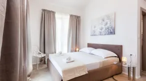 Villa Belvedere - Two Bedroom Villa with Swimming Pool and Sea View - Image 5