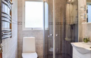 3 bedroom amazing home in Bergshamra - Image 3