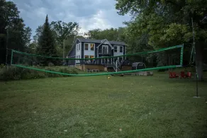 ❤️Entire Luxurious Waterfront Peninsula Cottage - VERY LARGE COTTAGE W/ HOTTUB❤️ - Image 2