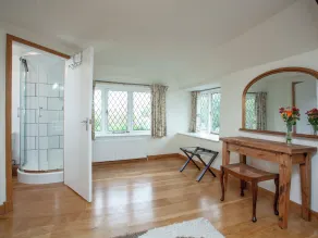 6 bedroom accommodation in Kingsteignton, near Newton Abbot - Image 4