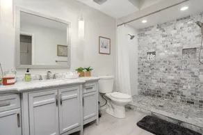 Sandy Feet - Lakefront luxury, With A Beach! - Image 2