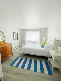 Updated Biddeford Pool Beach House - Image 4