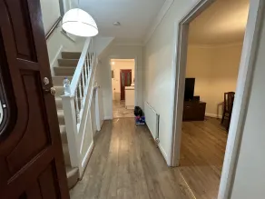4 bed near Windsor - Image 3