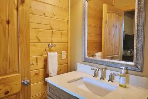Maggie Valley Cabin w/ Deck & Mtn Views by Blue Ridge Pkwy - Image 5