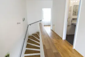 Lejlighed til op til 8 personer. direkte på pisterne, sauna, 3 soveværelser, 2 badeværelser, underjordisk parkering - Image 2