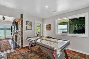 Gunner`s Lookout- Standout property in Bernard`s Landing- all the amenites but you will not want to leave the townhome! - Image 2