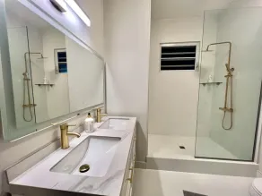 APARTMENT 1 · Stunning 3-Br Apt in Condado - Image 3
