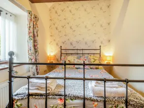 Alojamiento de 3 habitaciones en Banham - Image 4