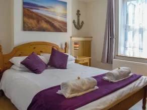 This pet-friendly property is family retreat. - Image 5