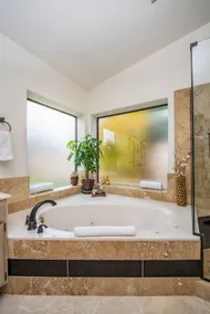 Beautiful Scottsdale Home with Heated Pool & Spa - Image 3