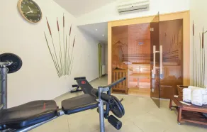Schönes Haus in Kastel Gomilica mit Sauna - Image 3