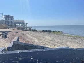 Dreamy Beachfront Cottage with NYC views - Image 4