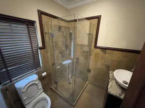 Stay Nest Guesthouse - Image 4
