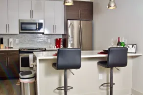 Beautiful City View Apartment - Image 3