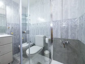 Cubo's Evy Malaga Apartment / urban / gratis wifi / aircondition - Image 2