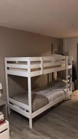 Lodging in the woods - Image 2
