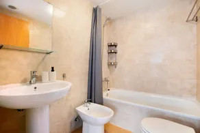 Ferienwohnung 'Lancelot' mit Gemeinschaftspool und WLAN - Image 2