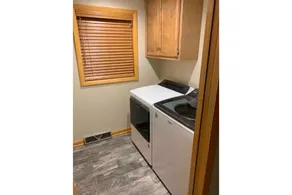 Green Bay Central Location! Great Yard! Big Deck! Bike Trails! Dog Park!Private! - Image 2