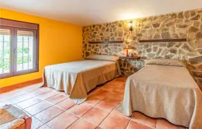 Amazing home in Cañete la Real - Image 3
