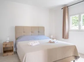 Holiday Home Seafront Oleandar - Image 4