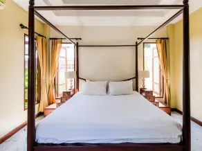 LARGE SURIN/BANGTAO VILLA WITH PRIVATE POOL/GARDEN - Image 2