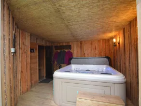 Holiday Home in Noordbeemster with Bubble Bath - Image 5