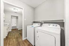 *Special* Renovated & Pet Friendly*Close to the Bay*Dave's Escape - Image 2