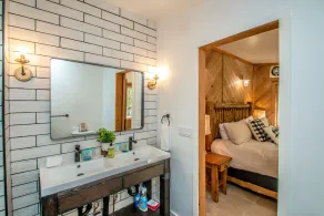 East Branch Chalet - Image 4