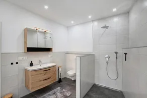 Appartamento 'Ferienwohnung Rheinschlendern' con terrazza in comune e Wi-Fi - Image 4