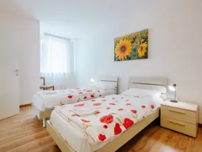Hermoso apartamento para 4 personas con WIFI, TV, patio y mascotas permitida - Image 4