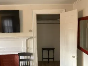 🔥Warm, Spacious, Free Wine🍷Entire Apt, Self CheckIn! - Image 2