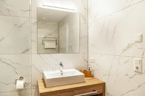 Holiday Apartment Wetterstein with Mountain View, Balcony & Wi-Fi - Image 3