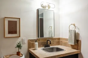 NEW: Charming Desert Abode! Centrally located, near UofA & downtown Tucson - Image 4