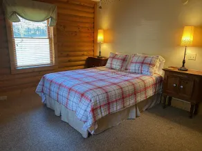 Mountain Cabin, Lake Tillery, Uwharrie National Forest - Image 4