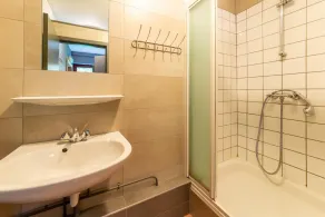 Spacious Group Stay in Wanne - Image 2