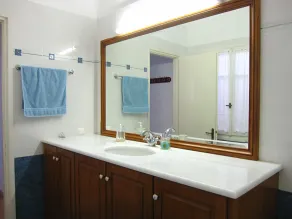 Luxury 100 m2 house in the centre of Naxos - Image 4