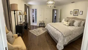 Belknap Guest House-One block from historic downtown square in Jacksboro, Texas - Image 4