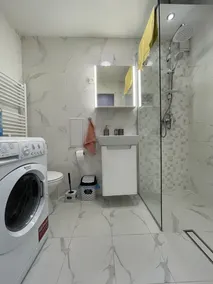 EVAs★WorldMap★Bright★Spacious 2BR/2BA/FreeParking - Image 2
