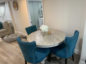 Stylish & Spacious Princeton Basement Apt w/ King Bed, Private Entrance - Image 5
