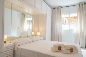 Homeholidaysrentals Caliz - Costa Barcelona - Image 5