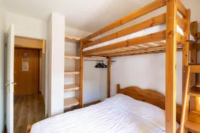 150m from ski slopes, 6th floor, view resort, swimming pool, sauna, terrace, balcony, ski locker - Image 4