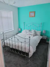 Charming 2-Bed House in Fleetwood, England - Image 3