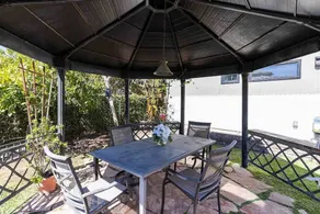Tiny House Living by the Pool! - Image 5