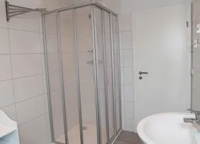 Schönes Reihenmittelhaus mit Wasserzugang - Image 4