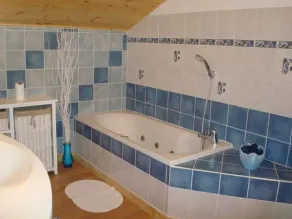 Chalet chaleureux avec sauna, terrain, terrasse et babyfoot à Saint-Nabord - Image 4